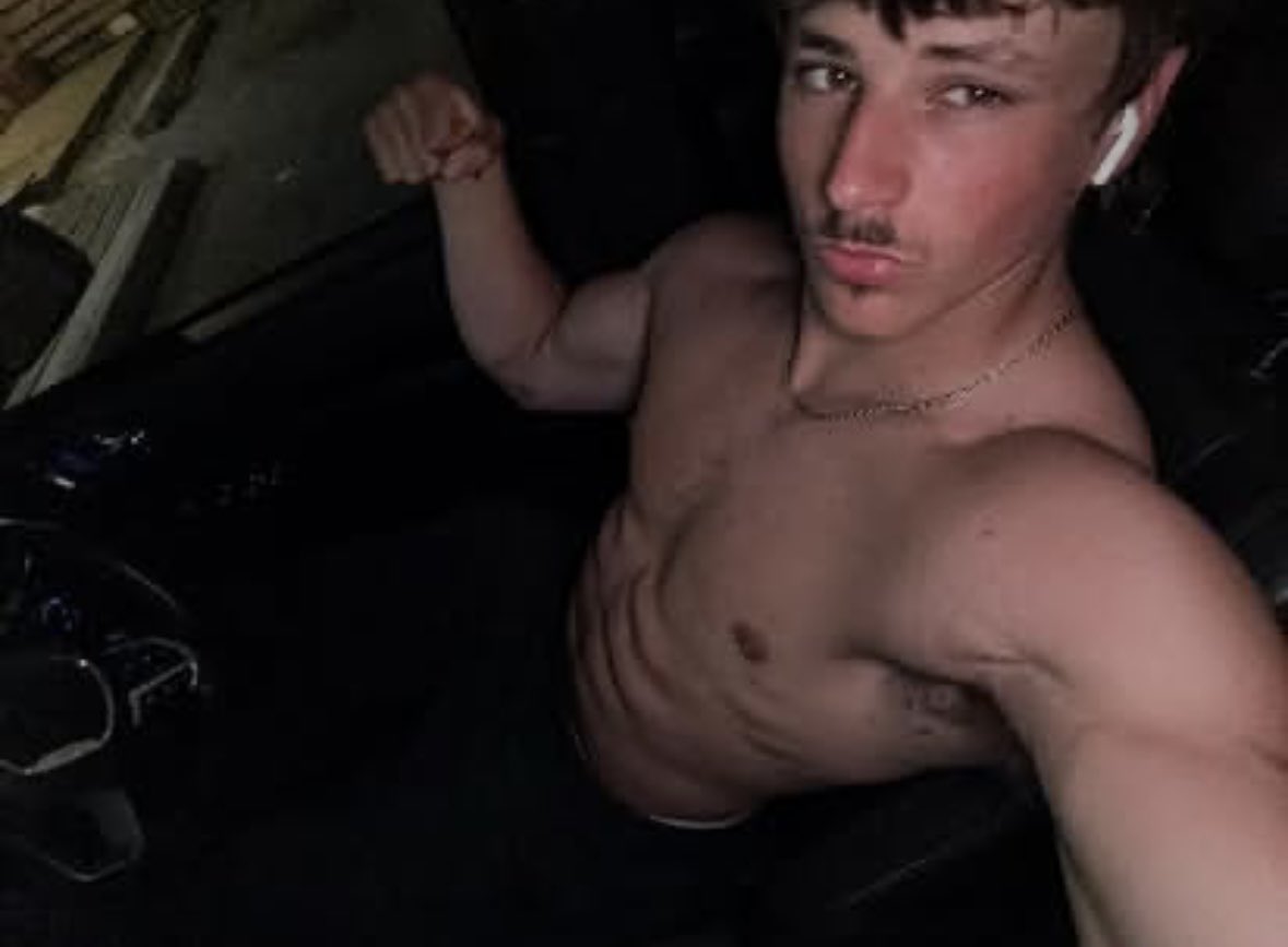 ATAlphaaMmm's tweet photo. Another night to hunt f@gs, get rich and spend on my girl. Fully funded by weak p*rverts like you🤴🫵 https://t.co/vJQHFtuvhR