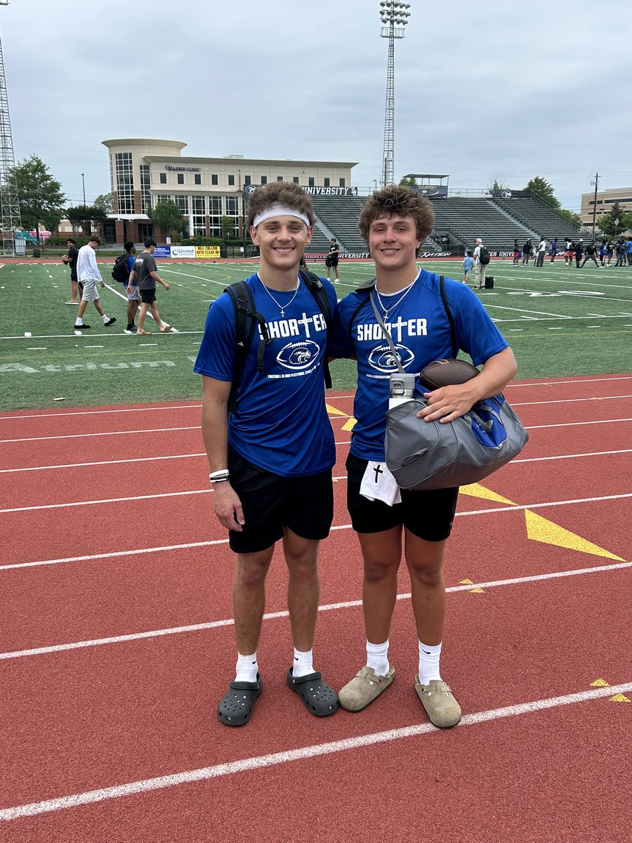 Caydentrue9's tweet photo. Had a good camp at @Shorter_FB did some drills and got to throw 1v1s. @EllisHamri99072 @QBC_Nashville @DCcougarnation @DCCOUGARS @coachmorrison58 https://t.co/qWLPXtWP62