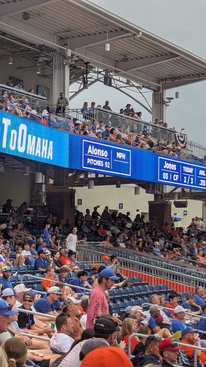 tsyoung's tweet photo. @delatorre Even the scorekeepers are falling apart dude just started pitching https://t.co/iAQRJPA0wB