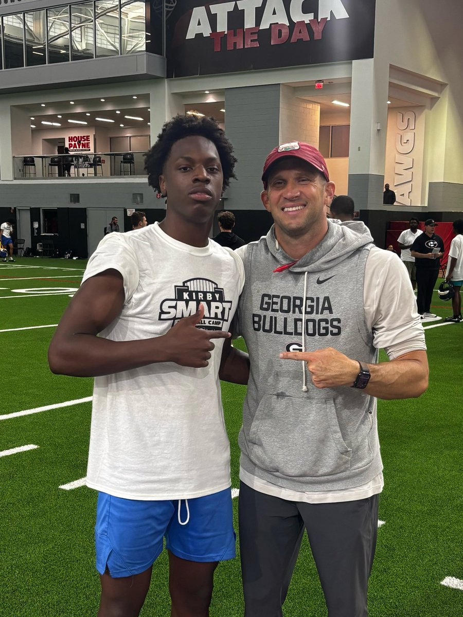 MalekDorsey11's tweet photo. Had a great time and experience at the university of Georgia football camp today!! Very COMPETITIVE and thankful for the opportunity @Coach_jtwall @GeorgiaDawgs91 @GeorgiaFootball @KirbySmartUGA @ChadSimmons_ @ExpoRecruits @RecruitGeorgia @On3 https://t.co/eSkfv2MRol