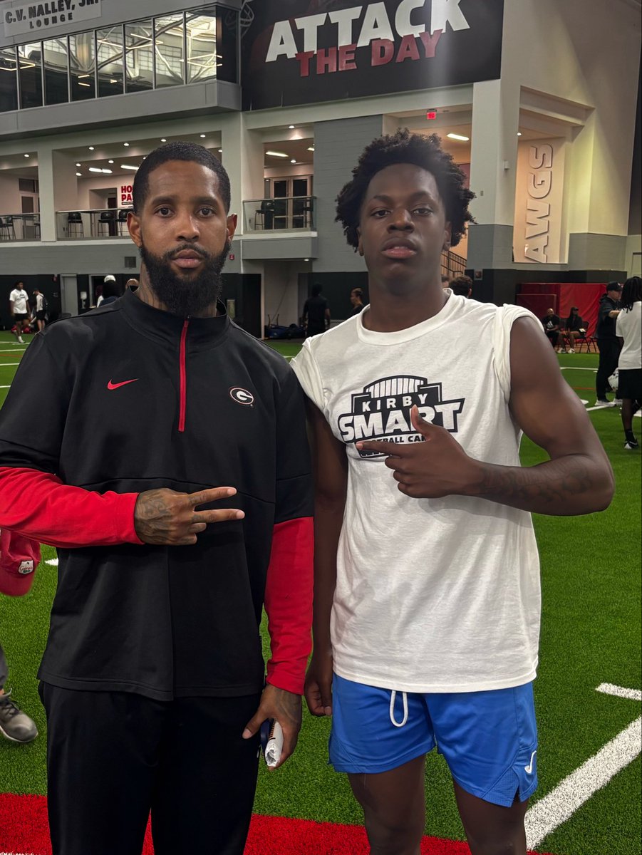 MalekDorsey11's tweet photo. Had a great time and experience at the university of Georgia football camp today!! Very COMPETITIVE and thankful for the opportunity @Coach_jtwall @GeorgiaDawgs91 @GeorgiaFootball @KirbySmartUGA @ChadSimmons_ @ExpoRecruits @RecruitGeorgia @On3 https://t.co/eSkfv2MRol