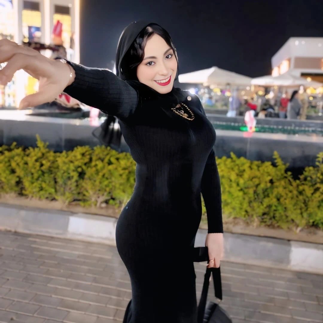 عاشق النسوان tweet media