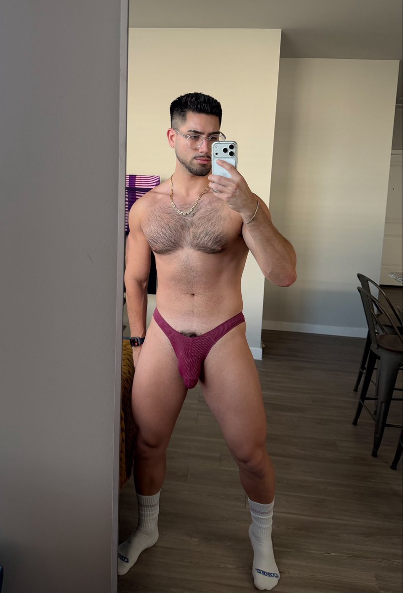 versxcexx's tweet photo. comfy in these 😋 @SHOPjjmalibu https://t.co/rgkdJDPqPz