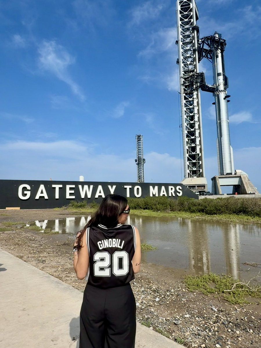 NotAmazonzAlexa's tweet photo. Repping @manuginobili the week we launched Starship V3 for Flight 12. If you're gonna launch the most powerful rocket ever built, you do it with the GOAT on your back. My Spurs in the Finals AND a launch in the same month? May is showing off. #GoSpursGo A thread: (1/5) https://t.co/6GCDysBFUk