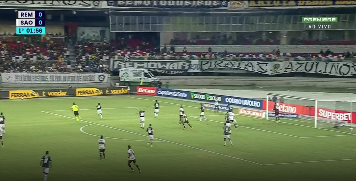 NeferSPFC's tweet photo. Parece que eu to vendo os highlights da copa de 70 https://t.co/W3gnDHPcen
