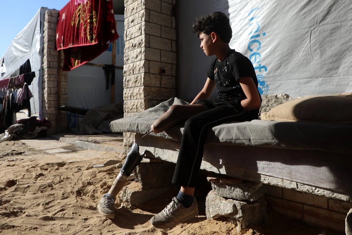 BLiang75609's tweet photo. After being targeted by Israel, Palestinian children have been displaced, and Children’s Day has become a day of suffering. #Palestine #Children’sDay https://t.co/mppKDSzaUI