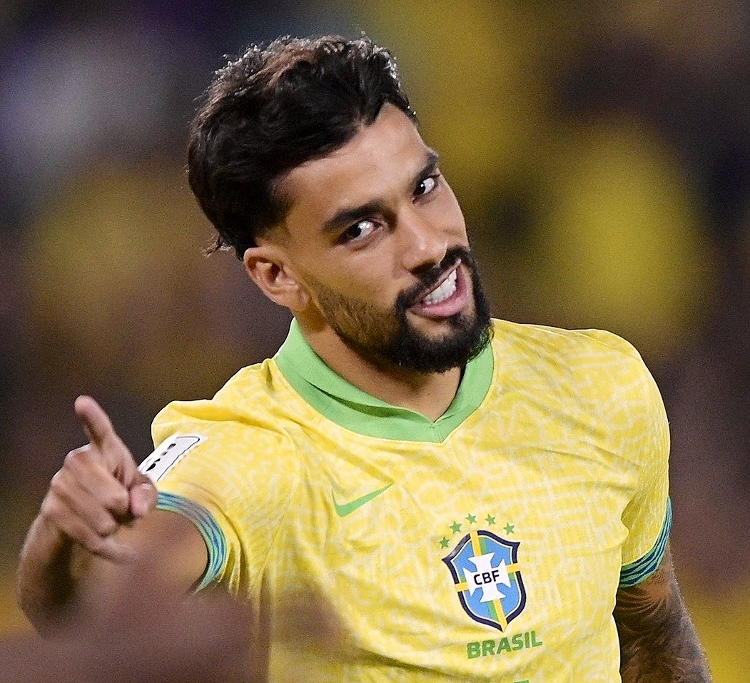 idrubronegro's tweet photo. BOA NOITE  PRA QUEM QUESTIONOU A CONVOCAÇÃO DESSE CARA AQUI

TOMA PAQUETÁ 

Joga muito!!! 🇧🇷🇧🇷 https://t.co/ilGOELczqz