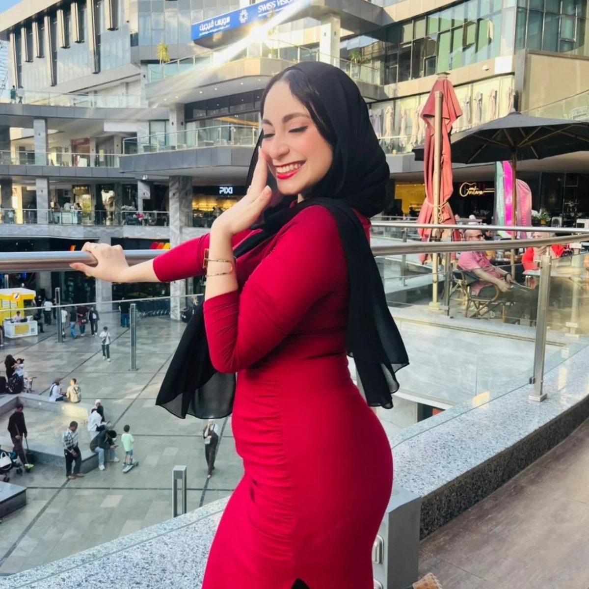 عاشق النسوان tweet media