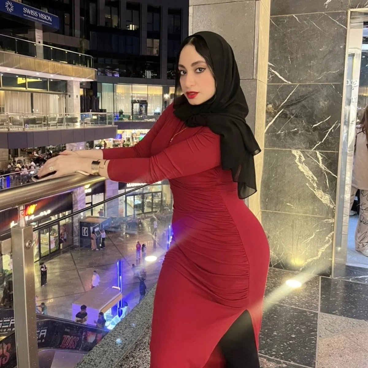 عاشق النسوان tweet media