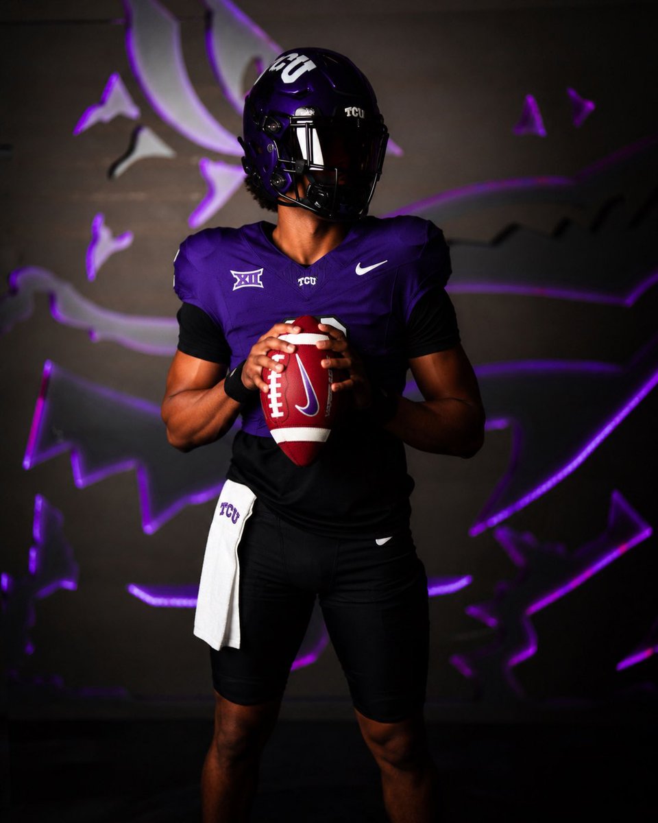 brice_mccurdy's tweet photo. Had a great time on my OV this weekend! 🏠🐸

@TCUFootball @CoachBRobbins @_BRETTCUMNOCK @TylerOlker @CoachSonnyDykes @MikeRoach247 @samspiegs @JClarkHFB247 https://t.co/9YgBnQJx8c