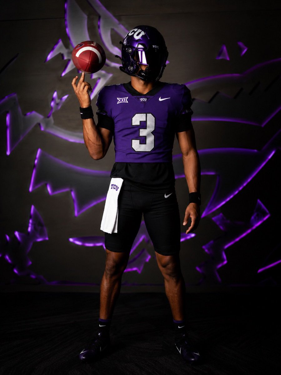 brice_mccurdy's tweet photo. Had a great time on my OV this weekend! 🏠🐸

@TCUFootball @CoachBRobbins @_BRETTCUMNOCK @TylerOlker @CoachSonnyDykes @MikeRoach247 @samspiegs @JClarkHFB247 https://t.co/9YgBnQJx8c