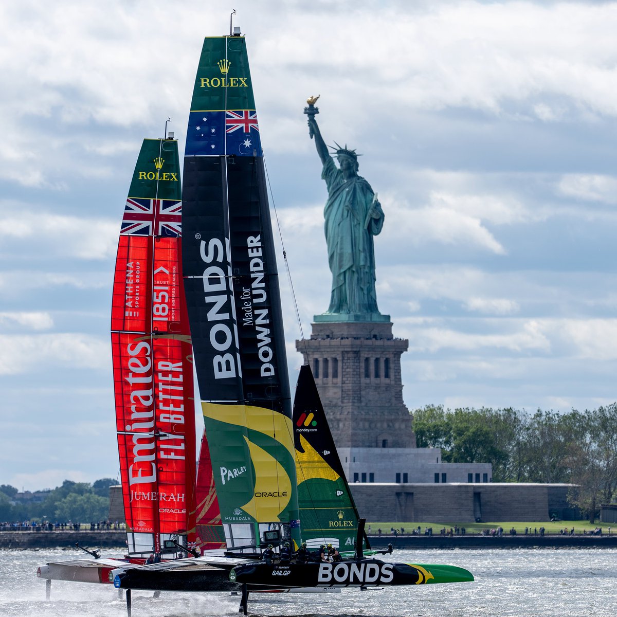 ROLEX's tweet photo. Congratulations Tom Slingsby and the @BondsFlyingRoos Team on a 1st win at the Mubadala New York Sail Grand Prix, marking a 3rd consecutive @SailGP victory. This crown is yours. #RolexFamily #Reachforthecrown https://t.co/mkicqYrJxI