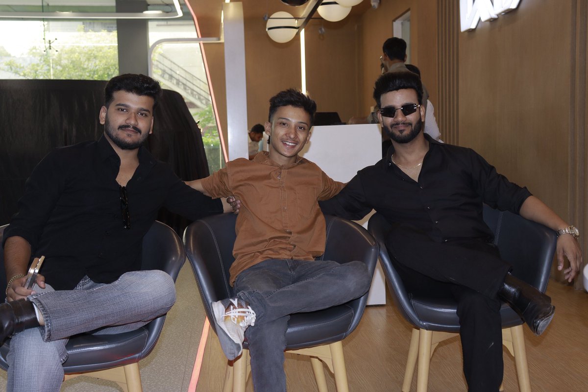 tradergentlem's tweet photo. [Part-2] Mere Khwaja Garib Nawaz Ka Karam Aur Mere Apne Logo Ki Dua🥰✨
#tradergentleman #kia #seltos2026 #delivery https://t.co/5PWXC7qptq