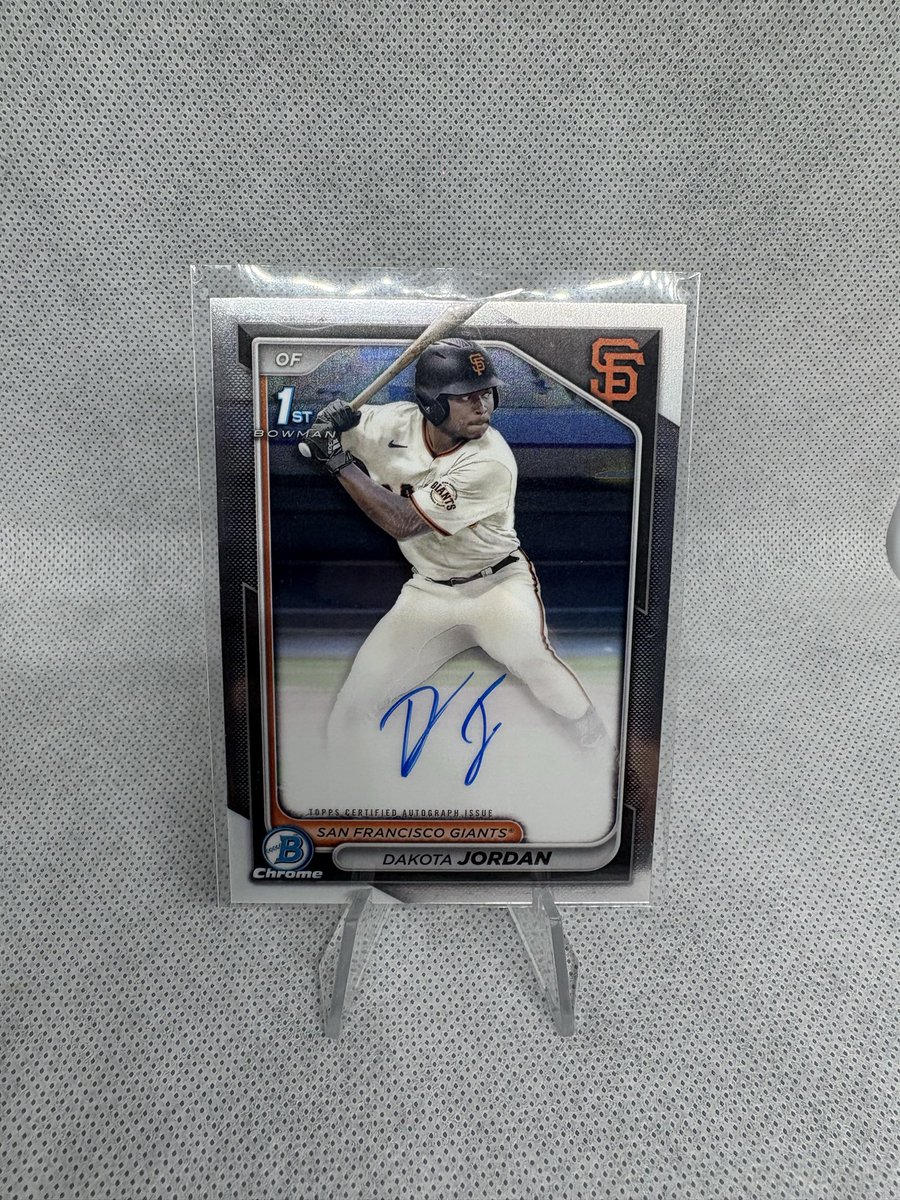 PrintRunCards2's tweet photo. @Elliott0924 @premiercards_2 https://t.co/AJSoTv4xyI