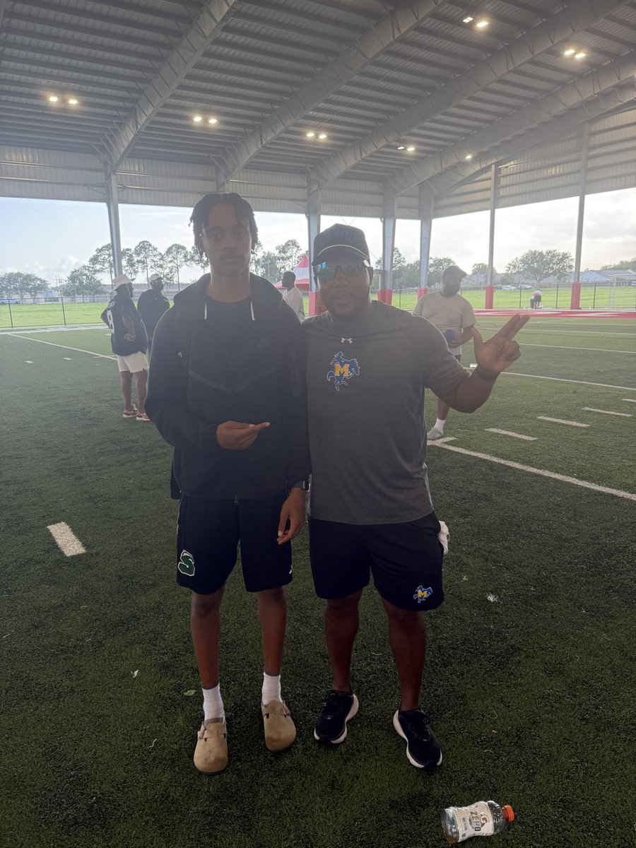 LoganLove00's tweet photo. @CoachTCaheeII https://t.co/AFHFPZJIpP
