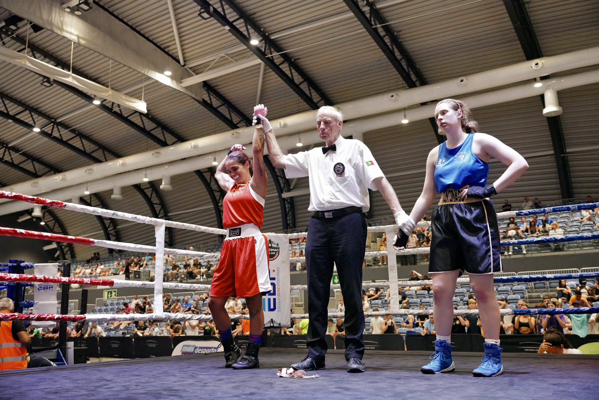 143LR_'s tweet photo. portimao box cup !! 3rd round stoppage in the final and taking gold. what a weekend with my team! ♥️🥇🫶🏼🤩 https://t.co/a2FLDJ3Kbz