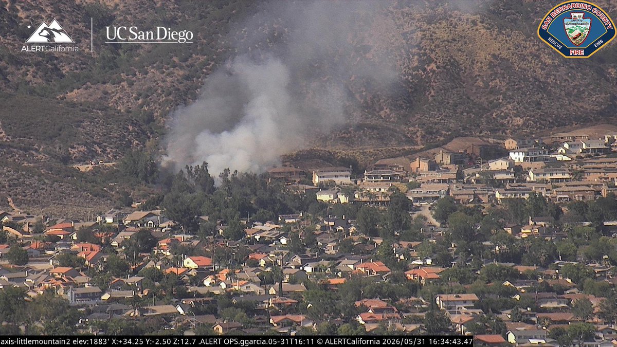 DanielFireTruck's tweet photo. #AriesFire The Fire spotted over a dirt road, an engine is starting a hose lay.
Air Attack 310, Air Tanker 140, Copter 554, 608 is enroute.
There is paragliders in the Area it’ll take them about 30 minutes to get down, notifying incoming Aircraft of the paragliders. https://t.co/9RnSf5muZ6