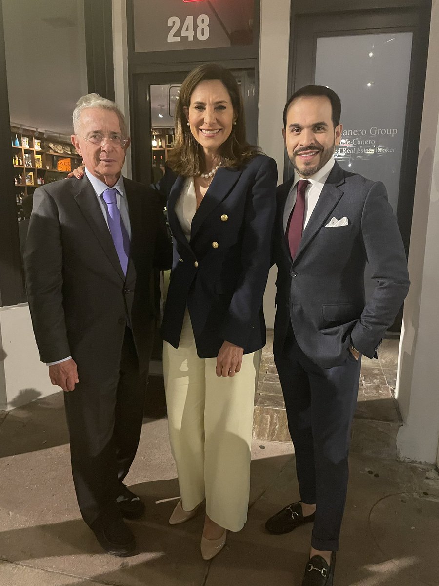 María Elvira Salazar 🇺🇸 tweet media