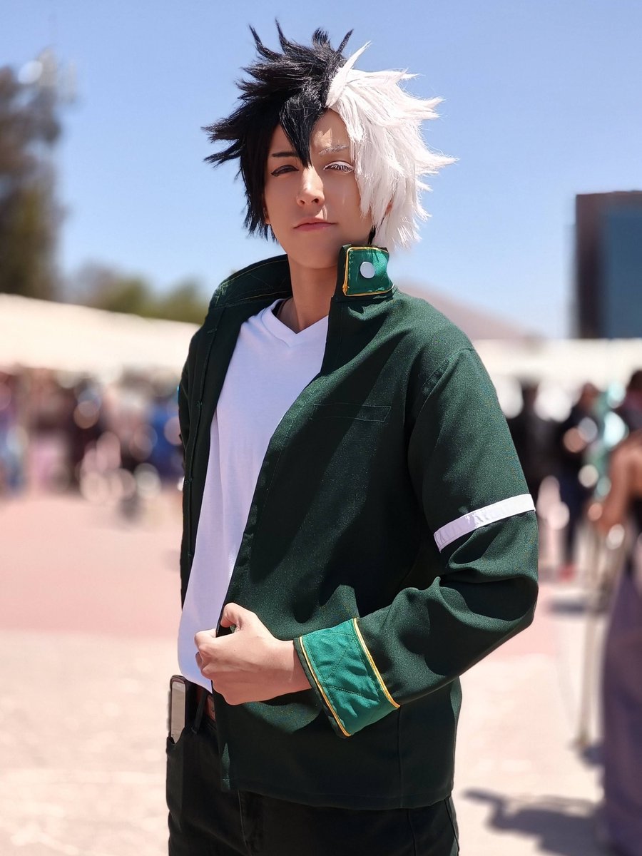 Animesinging's tweet photo. #Fotogaleria I estos son algunos cosplayers que nos encontramos en Revolución Otaku #cosplayers https://t.co/AGmTHKdAhA