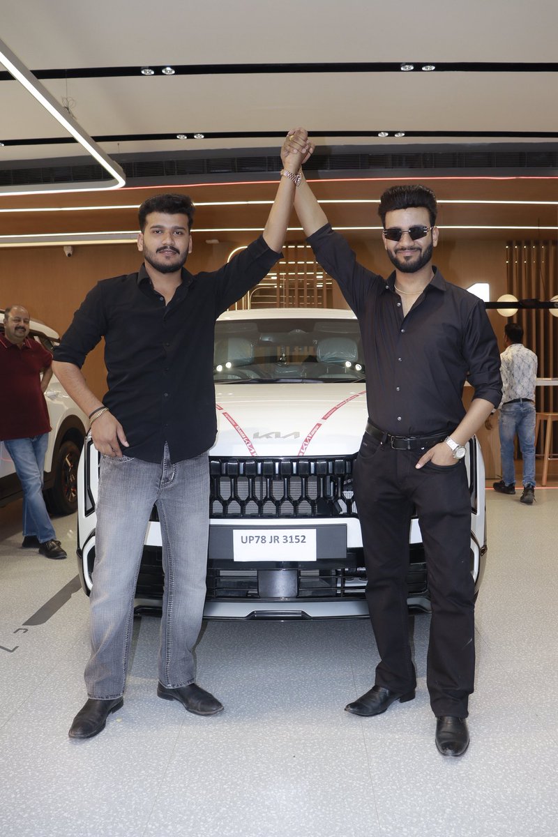 tradergentlem's tweet photo. [Part-1] Mere Khwaja Garib Nawaz Ka Karam Aur Mere Apne Logo Ki Dua🥰✨
#tradergentleman #kia #seltos2026 #delivery https://t.co/ce3w3uDaTj
