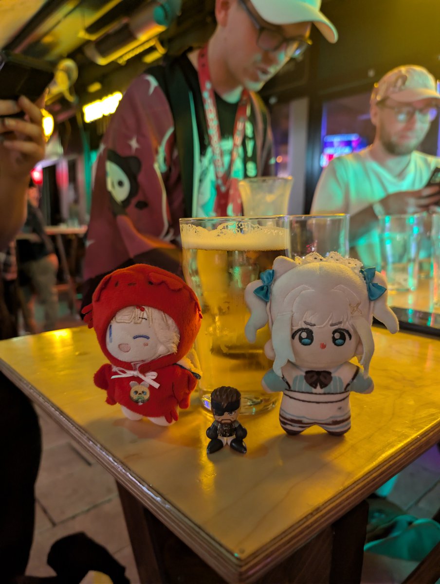 ManongManyakis's tweet photo. Golden mile done o7, only thing open are doners https://t.co/eFwf4rUvdW