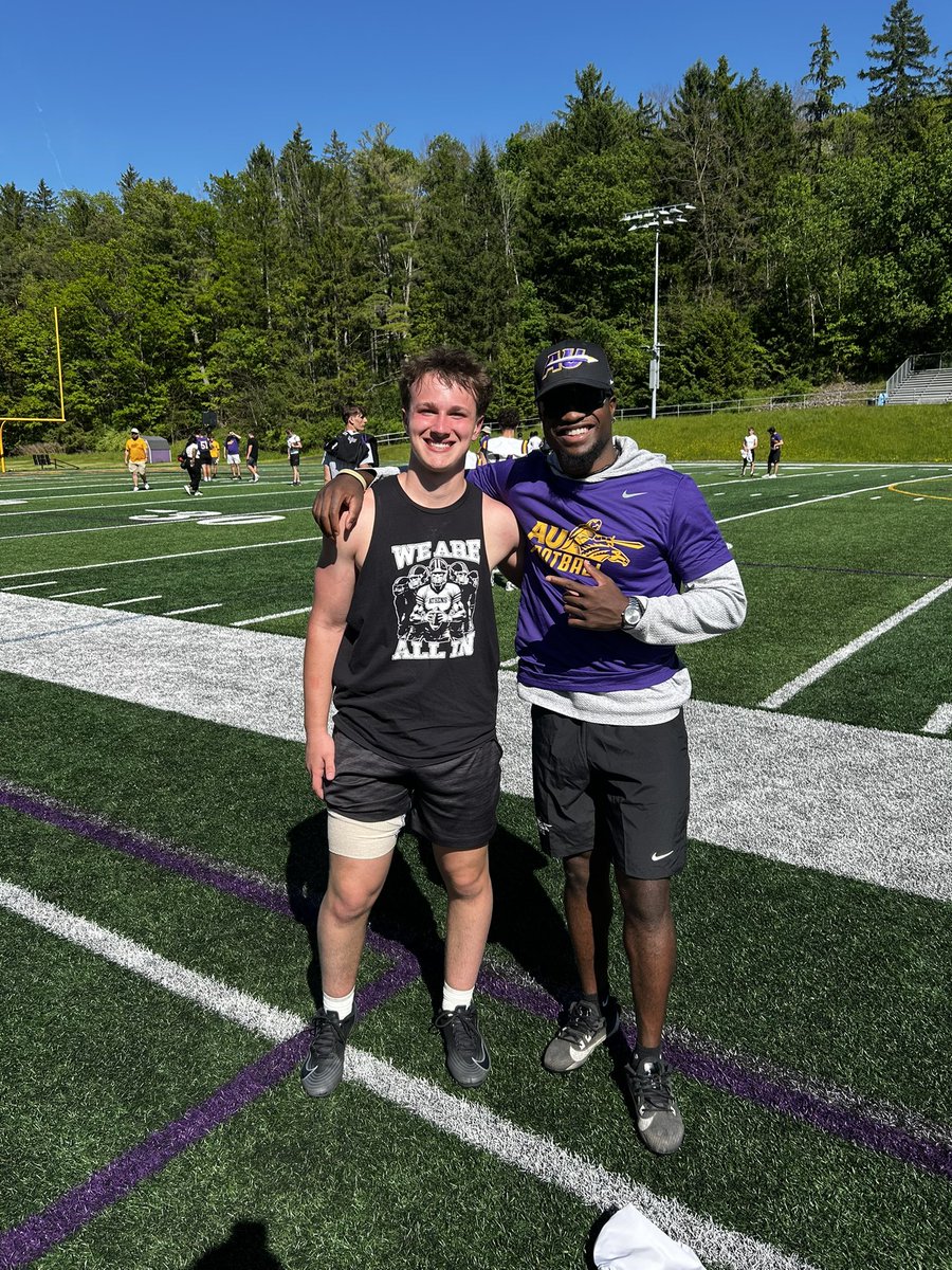 GageMarmor10's tweet photo. I had a great time today at @AUSaxonFootball!! I learned many things to improve my athletic ability and had great conversations with @Coach_Rankl and @JLoganJ2002!! https://t.co/fEbP056OKZ