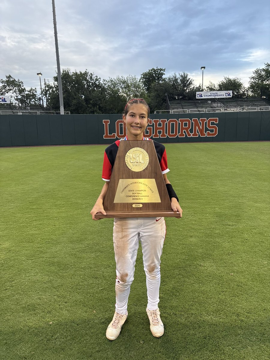 Addison_Fail's tweet photo. LETS GO, KATY TIGERS ARE STATE CHAMPIONS!! We played for each other! Great Game against Forney! So proud of these girls! 

@Katysoftball1 @BombersGoldSETX @BUMoore @TakeCharge_SB @SoftbalAmerica @ExtraInningSB @vypehouston @SBRRetweets @TXPrepSoftball @SportCast_Media @TopPreps https://t.co/2jPE6Irajq