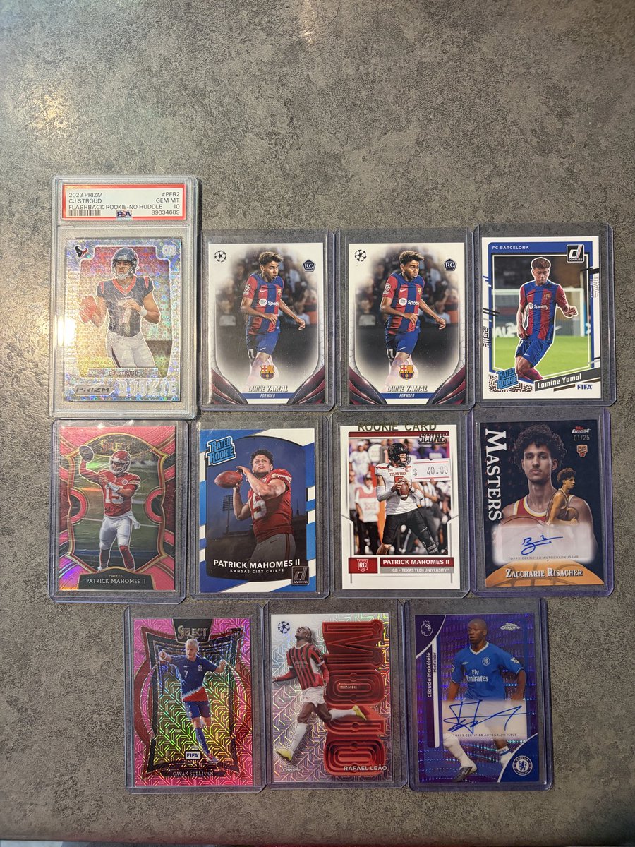 bubba_cards's tweet photo. Couple cards for sale. Ask or offer on what you like https://t.co/Lnt8P9Dk7B