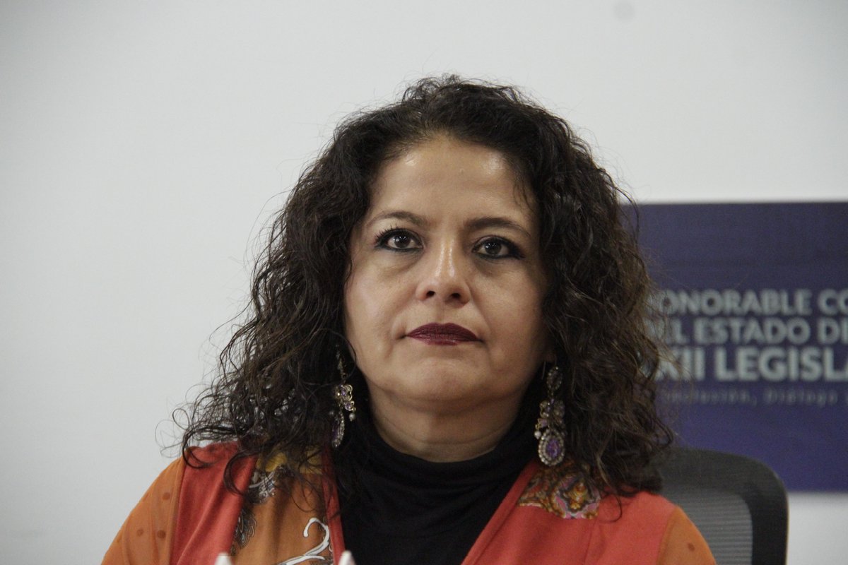 larevista_unica's tweet photo. @CongresoPue @SoyPavelGaspar @AzucenaRosasTa2 @luceroCarreraT @Titomino #CongresodelEstado || 🧵4
@CongresoPue @SoyPavelGaspar @AzucenaRosasTa2 @luceroCarreraT
#fotogalería #galeríaúnica #Puebla #Chietla #Cambia #Trueque
#fotos: Miguel Ángel Huerta @Titomino #único 📸 https://t.co/zucZ0lDBIB