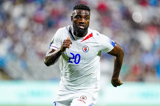 FootHaitiData's tweet photo. Le 2 juin prochain, lors du match amical face à la Nouvelle‑Zélande, Frantzdy Pierrot pourrait disputer son 50ᵉ match avec la sélection Haitienne.

Depuis sa première apparition le 10 septembre 2018 contre Sint Maarten, l’attaquant né à Port‑au‑Prince a inscrit 32 buts en 49 sélections, confirmant son statut de pilier offensif des Grenadiers.

#Haiti #fifa #NouvelleZelande