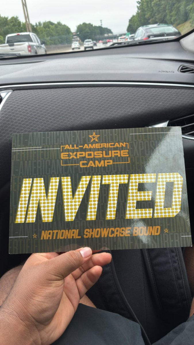 _Denopaid's tweet photo. clips at the aae All american camp and i balled out and got invited to play at the national all american camp #Allamericancamp #aaecamp #compete https://t.co/1RXxndMsSI