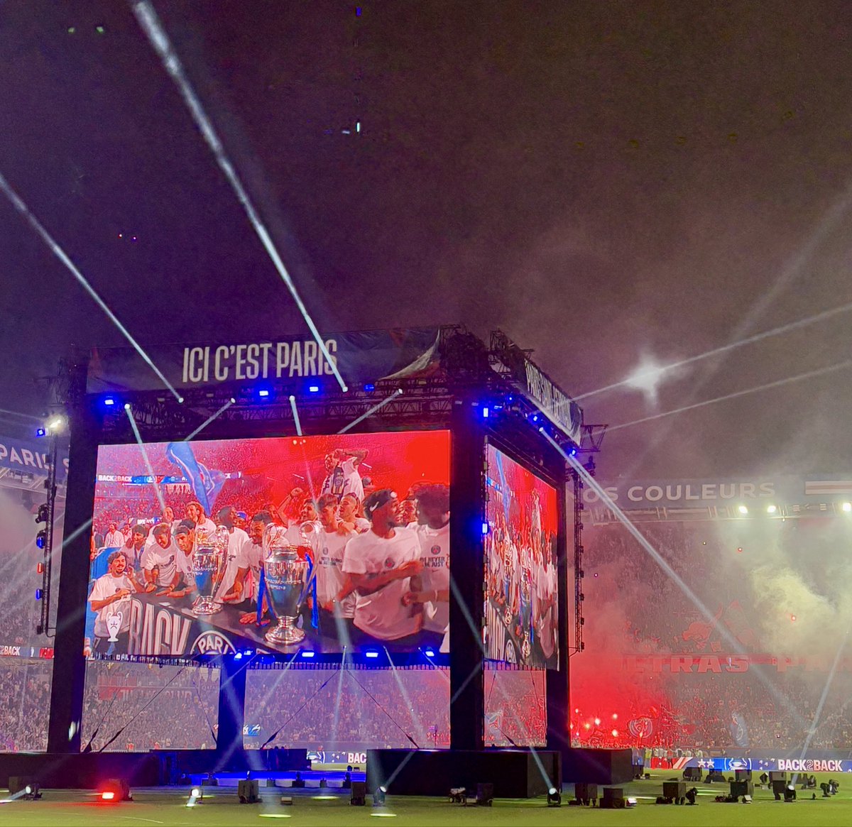 Audreey_5's tweet photo. @Mano_1912 Mille mercis à toi pour le duo 🤝
J’ai passé une soirée incroyable, c’était le feu 🔥 
Une valeur sûre et fiable à 1000% ✅
Back to back 🔵🔴 https://t.co/cpqxY6CKW8