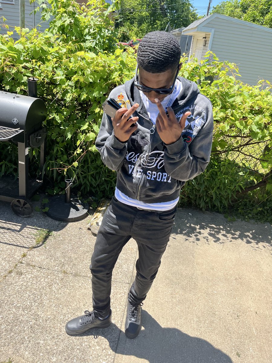 116peanut__'s tweet photo. LongLive2wavy⛹🏾‍♂️💙 https://t.co/cJFAcyZc8i