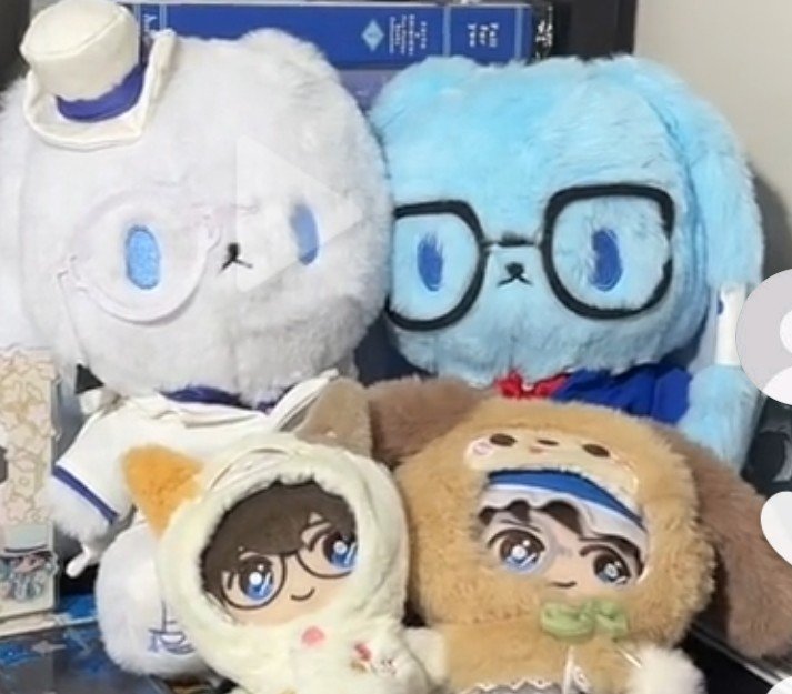 katjehchens's tweet photo. BUNNY Plush Kaito Kid &amp; Conan 

- 820k set
- inc acrylic keychainnya

#warungconan #warungdetco https://t.co/Ro89VnJCmH