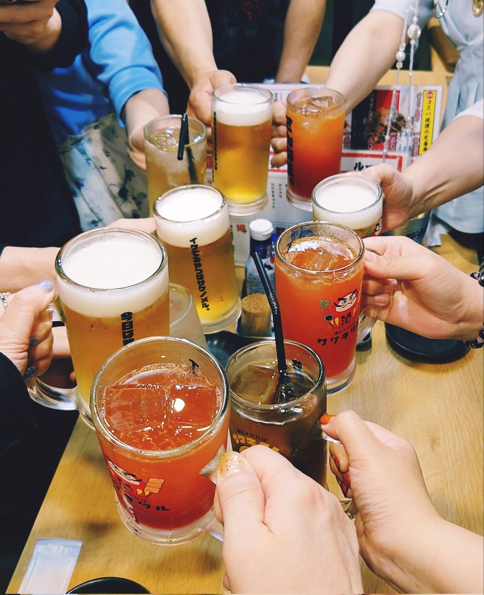 Harrytaka's tweet photo. 昨日はBUCK-TICK福岡オフ会に行ってきた🌼
食事もカラオケも楽しくて、いっぱいいっぱい笑った！
とっても素敵な時間でした🌸
ありがとうございました😊🫶 https://t.co/K86TbuUeqo