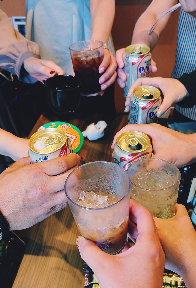 Harrytaka's tweet photo. 昨日はBUCK-TICK福岡オフ会に行ってきた🌼
食事もカラオケも楽しくて、いっぱいいっぱい笑った！
とっても素敵な時間でした🌸
ありがとうございました😊🫶 https://t.co/K86TbuUeqo