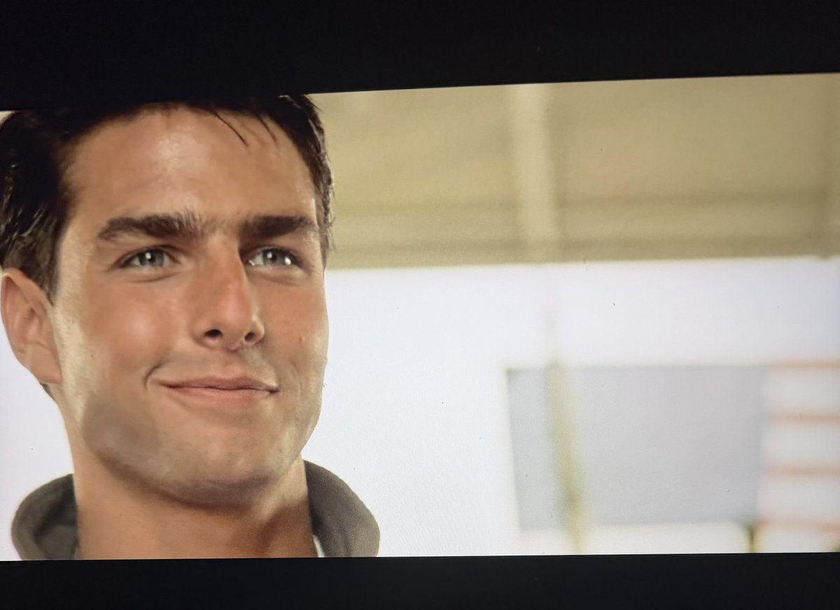 vickykane_'s tweet photo. Watching Top Gun for the 3rd time @TomCruise ❤️ https://t.co/135oI88i5N