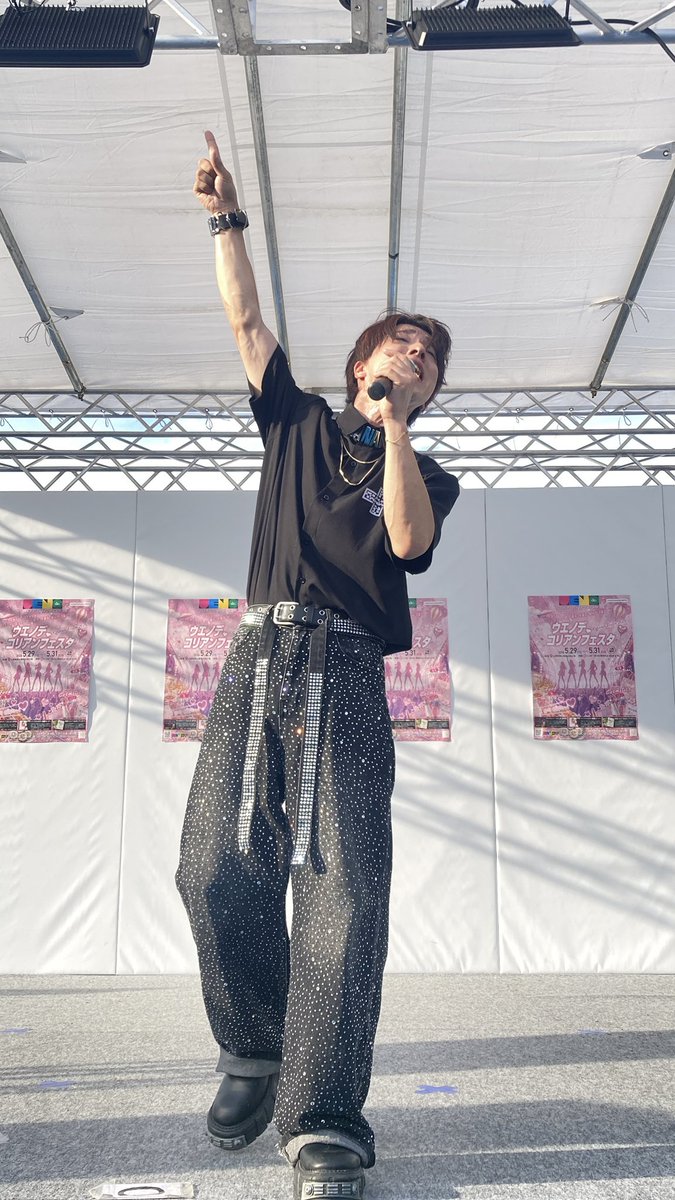 Happymarichon's tweet photo. #ウエノデコリアンフェスタ2026🎤✨田中佑生大さんが「ナルバキスン」cover!力強くて素敵な歌声に聴き入りました🥰#ナルバキスン #DLIT... https://t.co/2qEk07aX3d @YouTubeより https://t.co/SyCypxcBHV