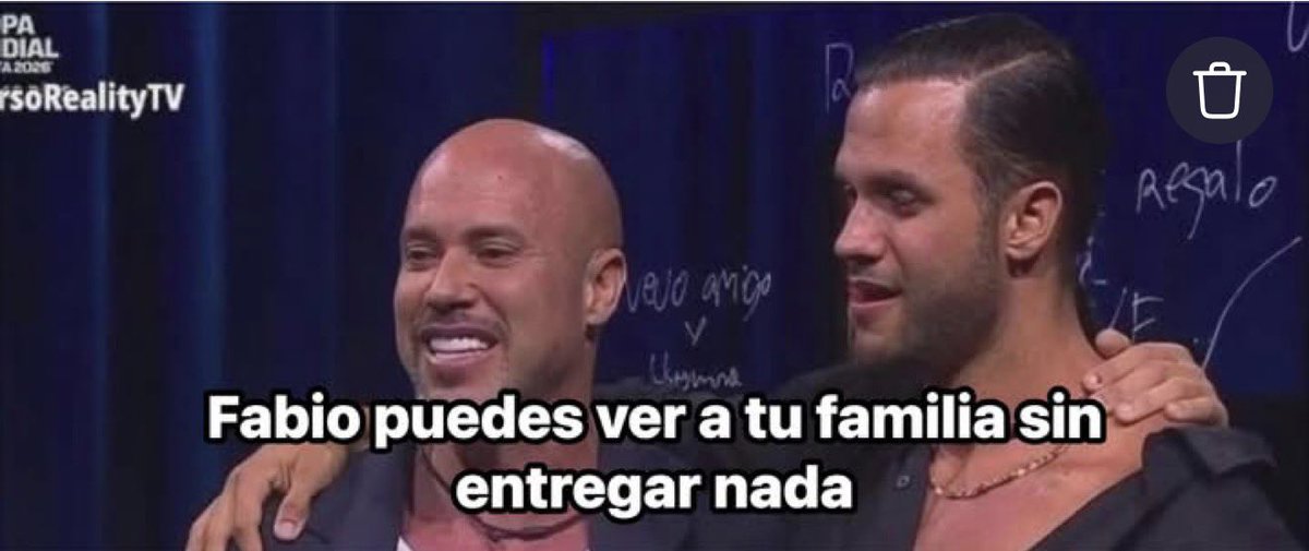 hareshrivera's tweet photo. Que miserable esta producción pidiéndole a Kenny que de su comida humillándolo para que vea a su madre pero en cambio al seboso no le pidieron nada #LCDLF6 https://t.co/RIy4rc9pxR