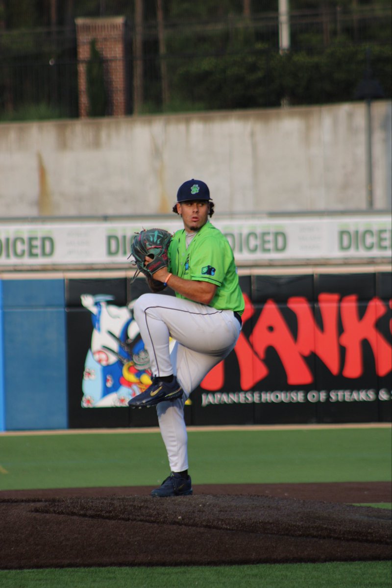 HSSalamanders's tweet photo. Top of the seventh
Sharks: 4
Manders: 4 https://t.co/8KfcvMMoIU