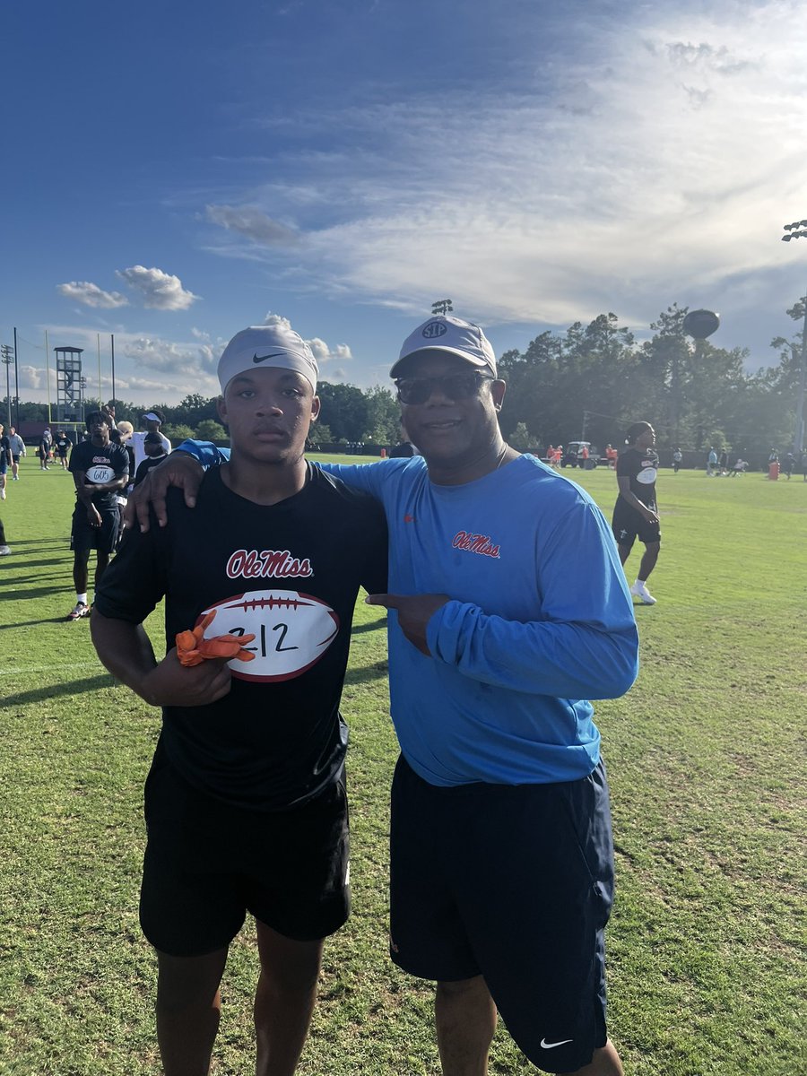 ChristianW42360's tweet photo. Had a great time competing and learning @OleMissFB camp today thanks @FrankWilson28 for all the advice and tips throughout the day ￼‼️‼️(Bad balls in the 1on1s)
@SaltilloFB @CoachIngramAO1 @PrepRedzoneMS @Rebels247 @CoachGolding @coachcannon97 @CoachGDavisFB https://t.co/RyFI1pjRtE
