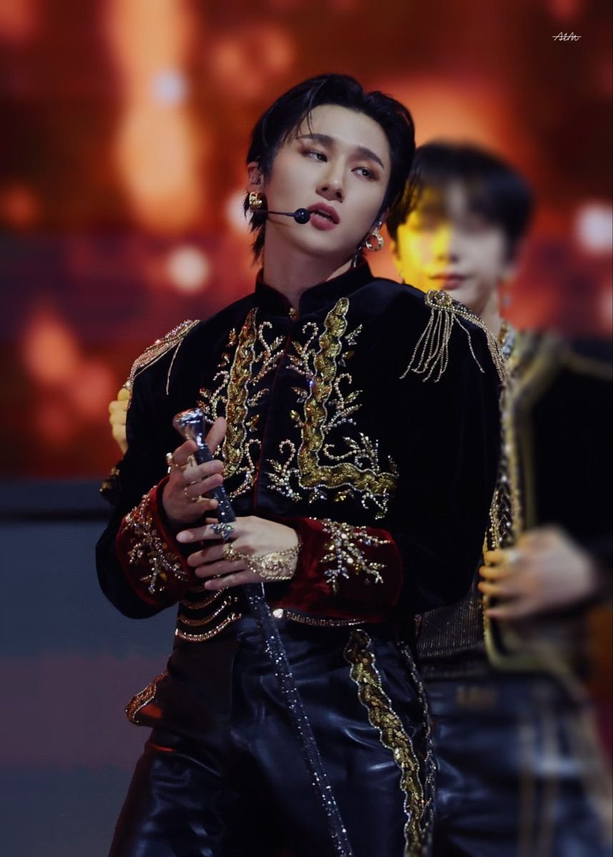 monbebexi's tweet photo. my favorite changkyun stage looks - a 🧵

- in no particular order, just i love all of these. 

1. my number one hoochie daddy 2022 MMA Rush Hour Changkyun nothing and no one can ever top this look i am on my hands and knees barking this is my everything !!!

#IM #아이엠 https://t.co/NoLuetkqX0