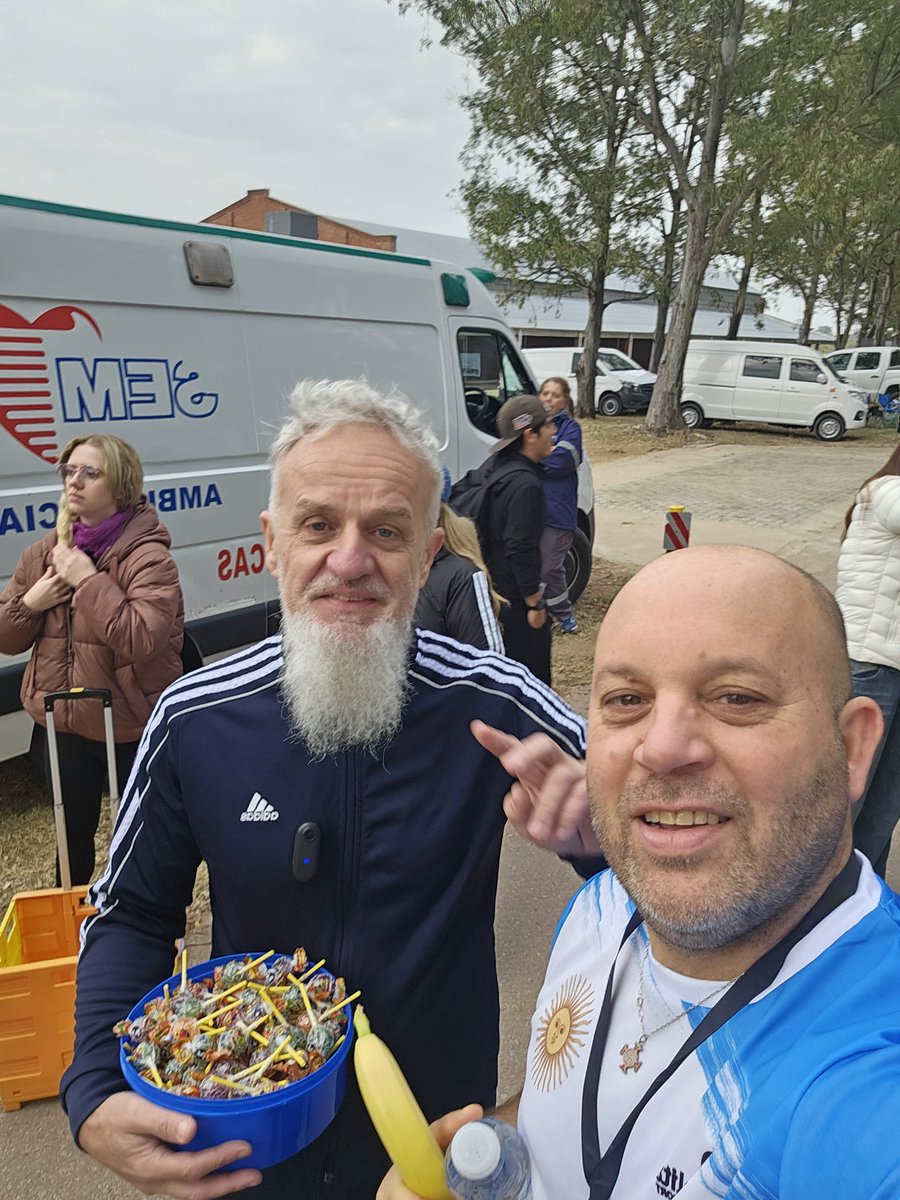 diego_fatone's tweet photo. Linda jornada de #domingo en la Carrera Solidaria de la @BahiaCgt a beneficio de incudi #solidaridad #deporte https://t.co/BOFzn73g0i