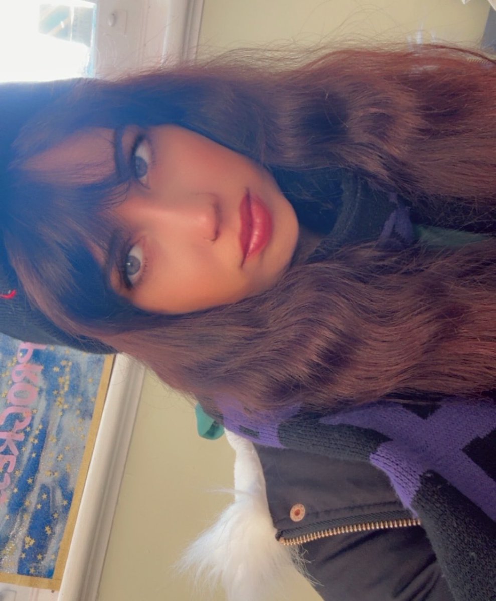 Metalgothqu33n's tweet photo. Beanie weather https://t.co/jVVgVzQhrL