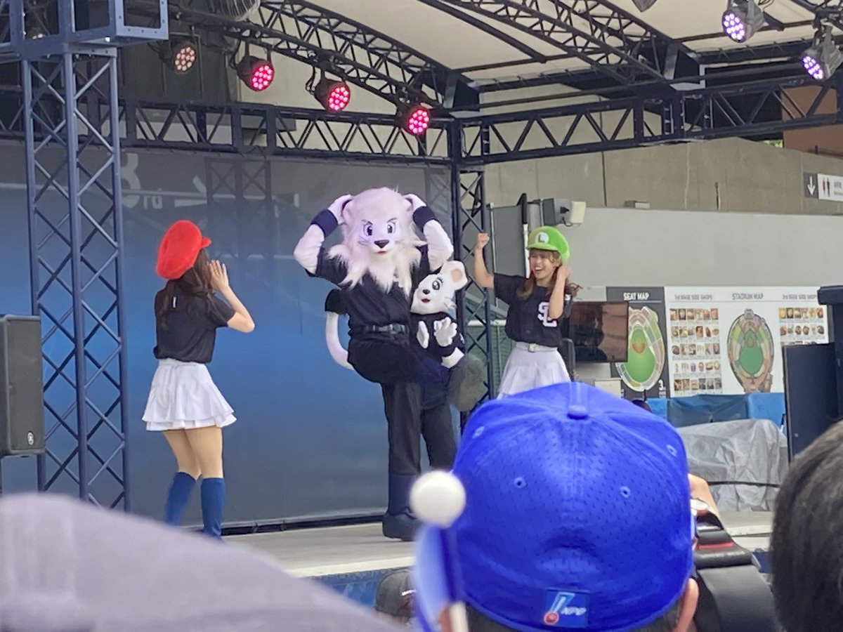 uja31's tweet photo. @tenori_qujiradn レオさま、キララちゃんをお姫様抱っこしたり、手繋いだり、スターマンに代わってこっちがヤキモキしましたよ。 https://t.co/rXFg38Zl0z