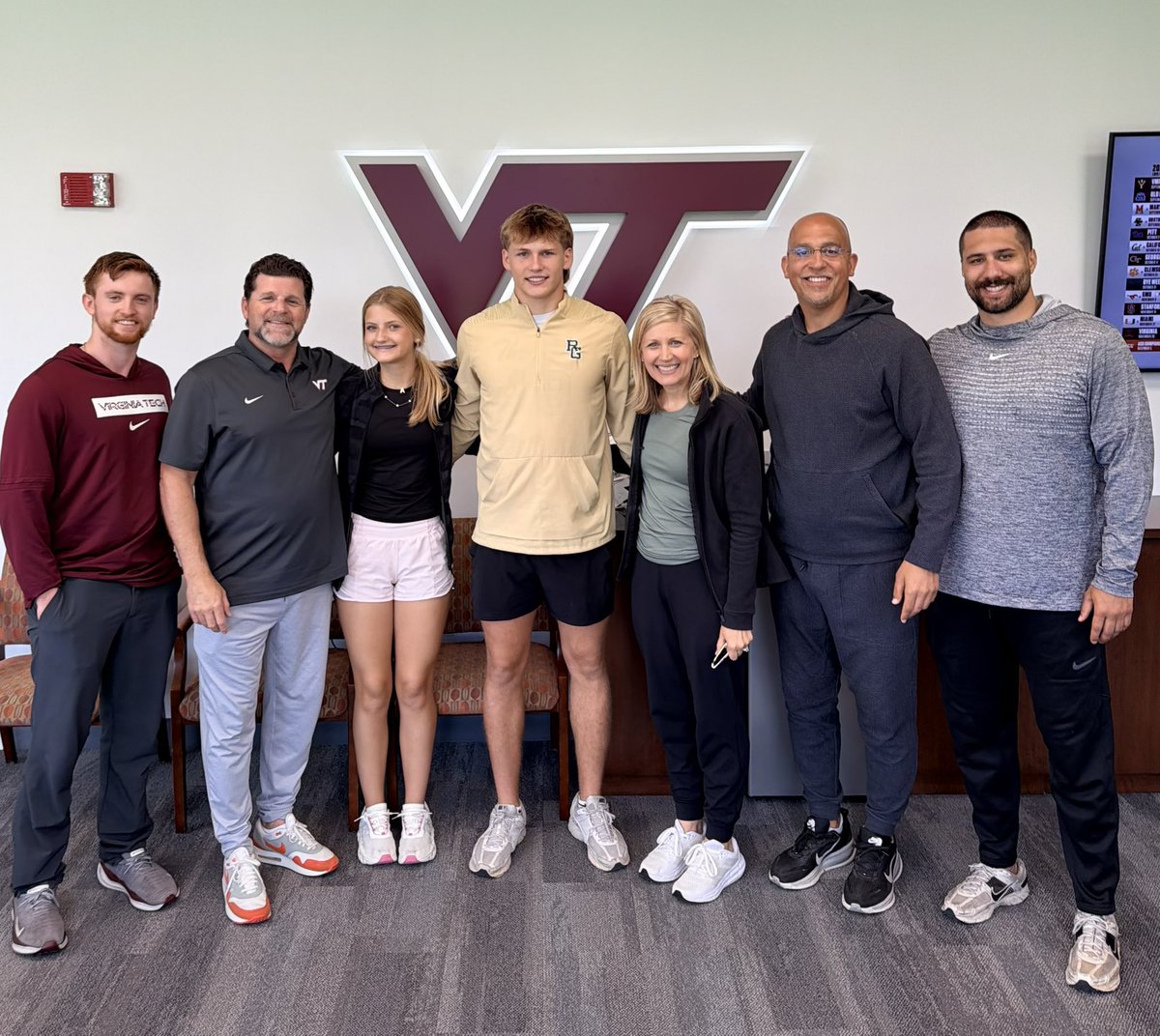 Jayschell1015's tweet photo. Awesome visit today with @HokiesFB‼️Thanks for welcoming us like fam and being great hosts! #Hokies 🦃 #BUILT4ships 🦅 #RGCampTour26 @RabunGapEagles @coachdtwhite @coachjfranklin @CoachPryVT @Jan_JohnsonVT @bobby_verrier @JohnGarcia_Jr @Coachcliff904 https://t.co/Utmtg2MzMK