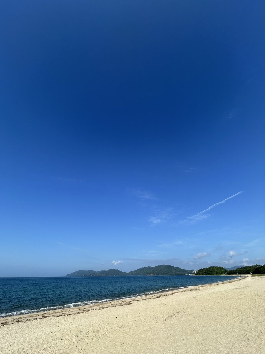 Piro2005Piro's tweet photo. イマソラ
晴れ☀️
東寄りの風
#イマソラ
#光市
#虹ヶ浜 https://t.co/L9imGxkx3V