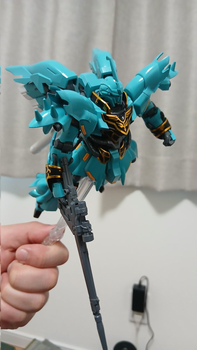 zaa14100's tweet photo. #ガンプラ好きと繋がりたい
#袖付き 
#シナンジュ https://t.co/f3dMkoXouO
