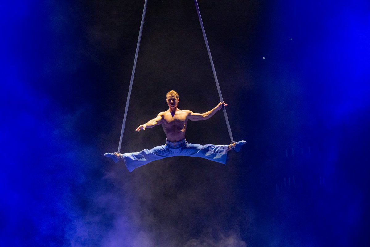 eaglebankarena's tweet photo. ⏪ Rewinding to when Cirque du Soleil brought an incredible performance of Corteo to Fairfax✨🤩  

📸 @TheMightyCHR https://t.co/oQV5ElCutF