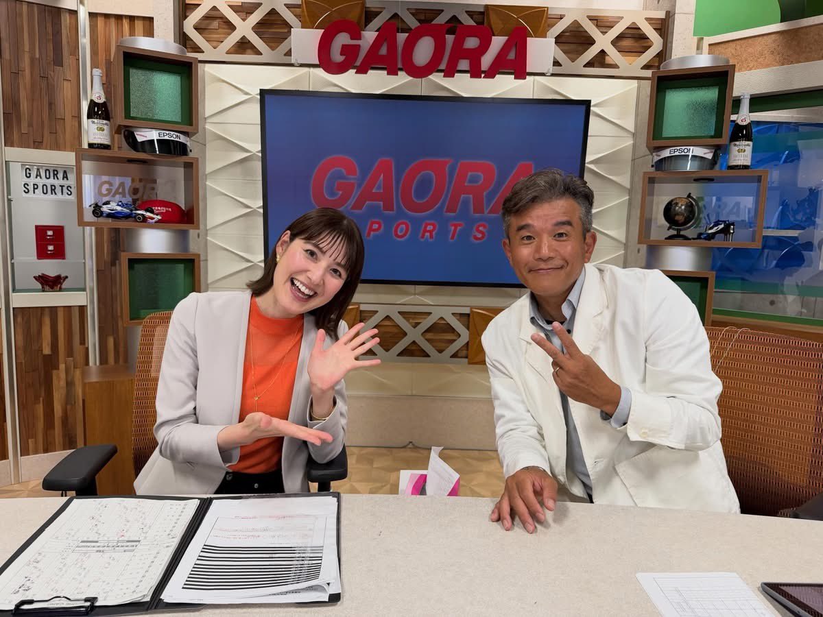 myprochocochan's tweet photo. 昨日〜❗️

#GAORA さんに呼んで頂き #北海道日本ハムファイターズ vs #読売ジャイアンツ の副音声をやらせていただきました〜❗️

相方はフリーアナウンサーの #佐藤由季 さん❗️

竹丸投手完投しましたが打線が北山〜島本〜田中〜柳川の前に完封〜に抑えられました！ピッチャー陣良いね❗️

#前田幸長 https://t.co/C2ISbGgIic